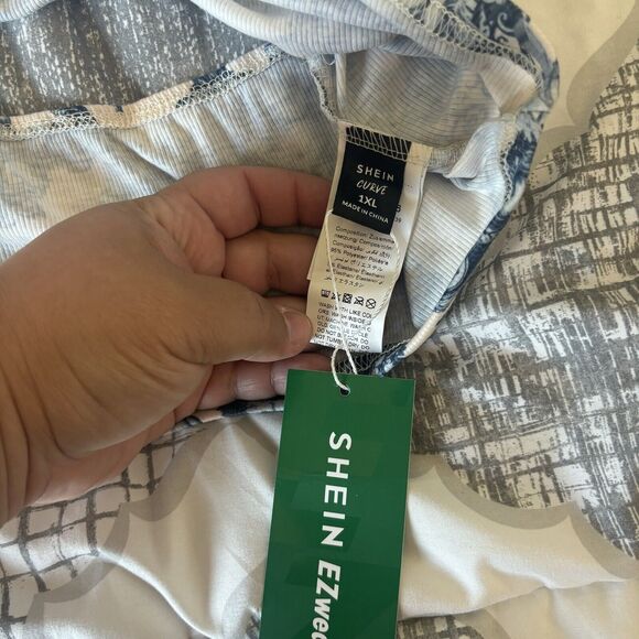 SHEIN Bandeau Top - Picture 4 of 7